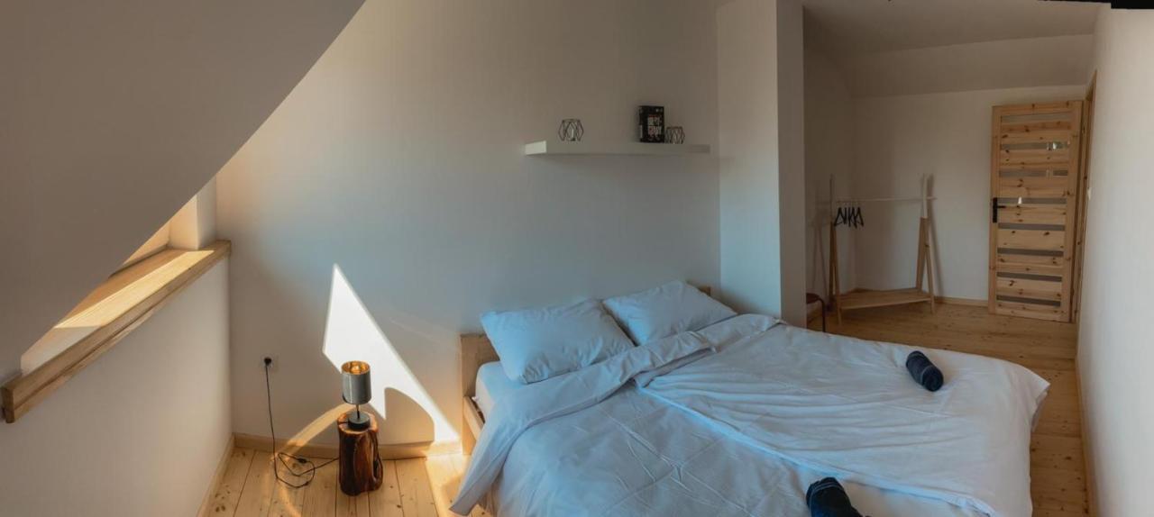 Magiczny Przystanek Apartment Myczkow ภายนอก รูปภาพ